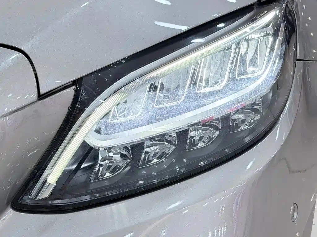 Mercedes-Benz C-Class 2022 — фото 18