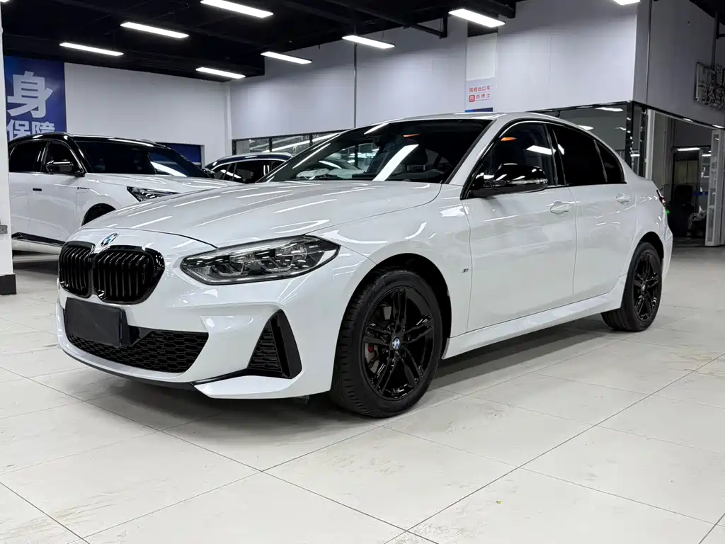 BMW 1 Series 2023