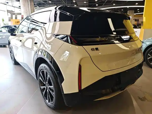 Zeekr X 2023
