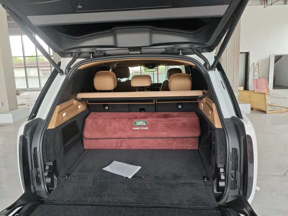 Land Rover Range Rover 2025