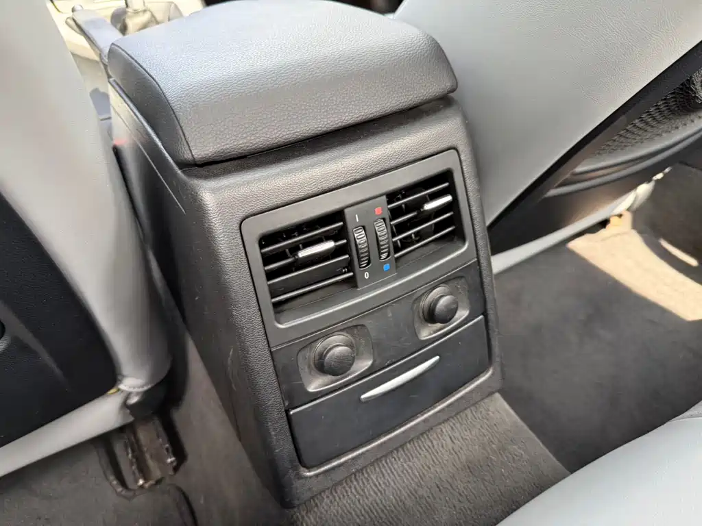 BMW 3 Series 2006 — фото 18