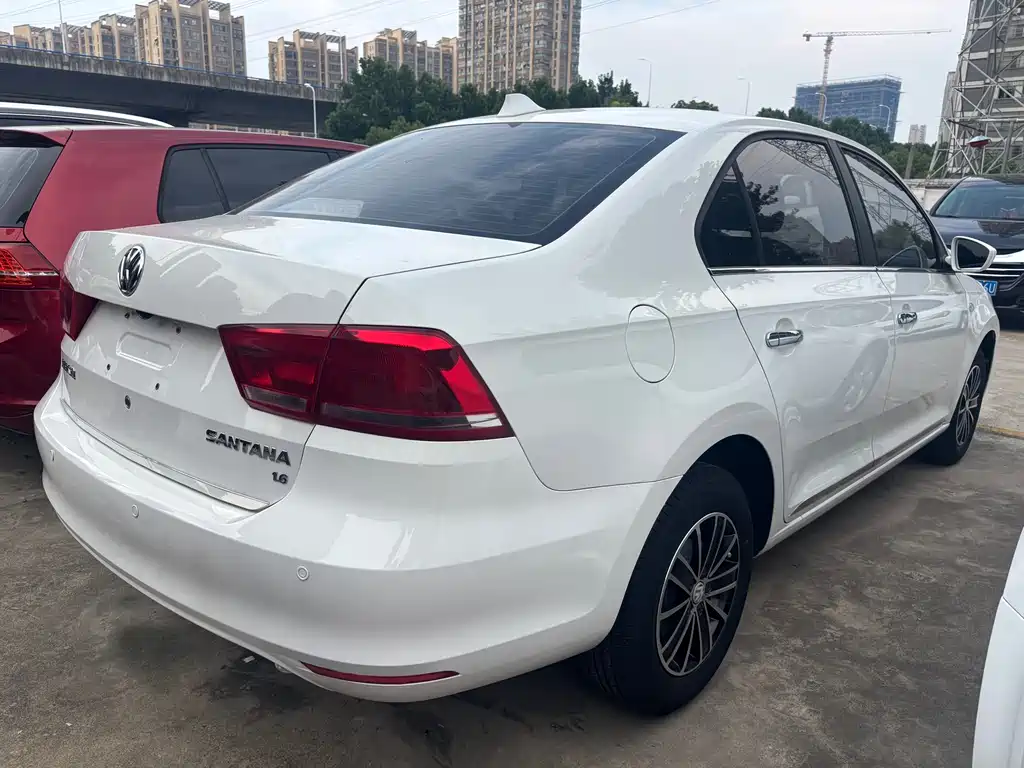 Volkswagen Santana 2014