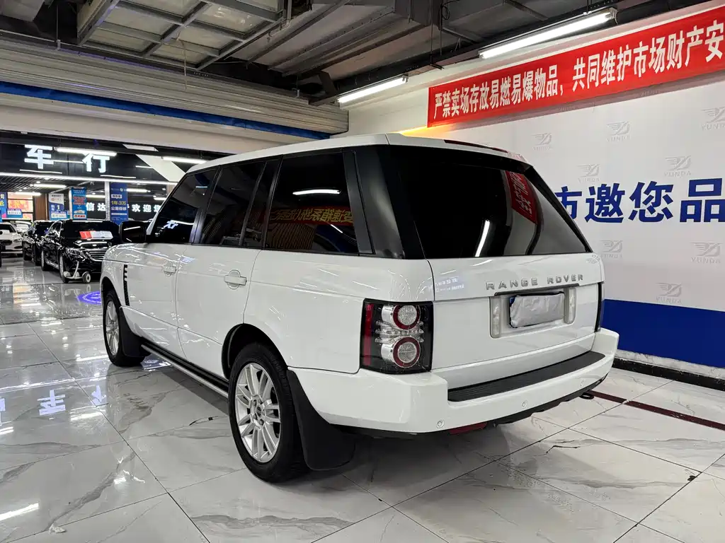 Land Rover Range Rover 2012 — фото 11