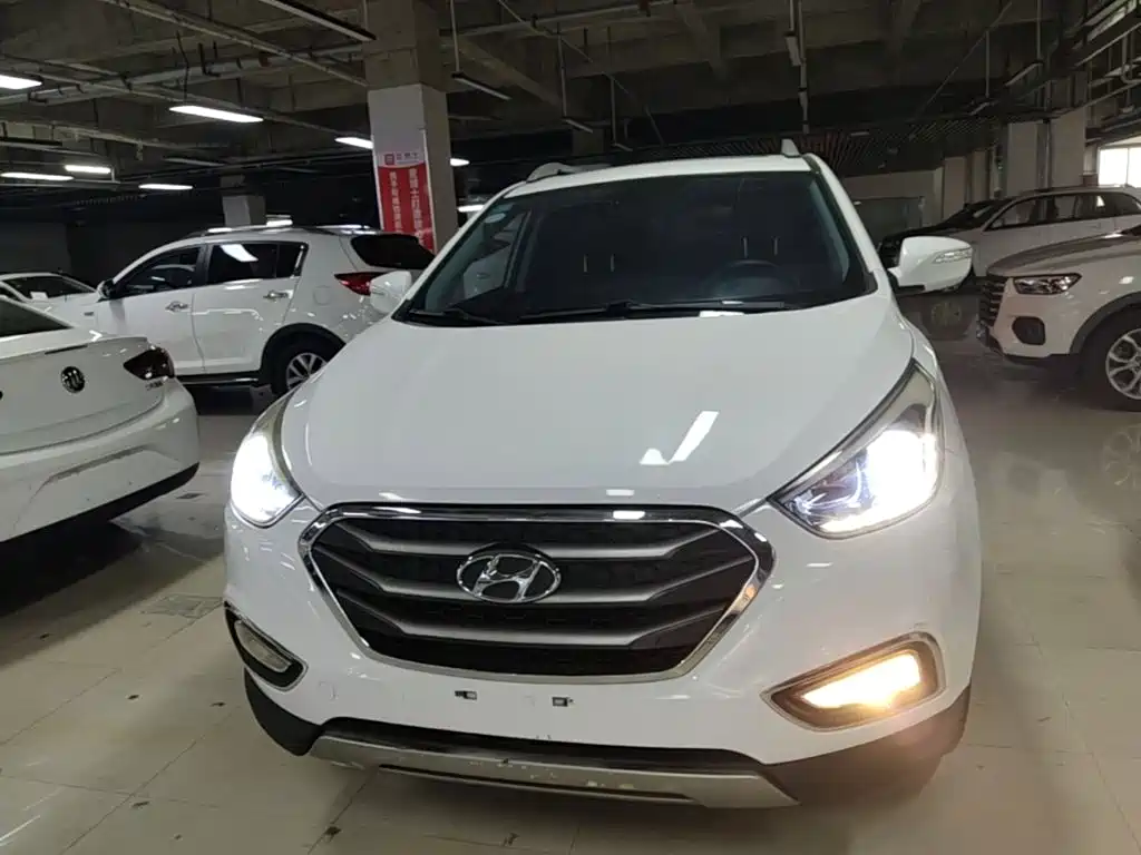 Hyundai ix35 2017 — фото 3