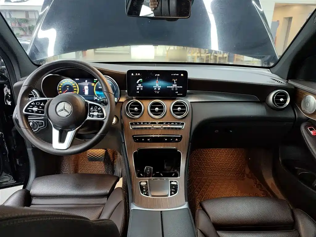 Mercedes-Benz GLC 2022 — фото 10