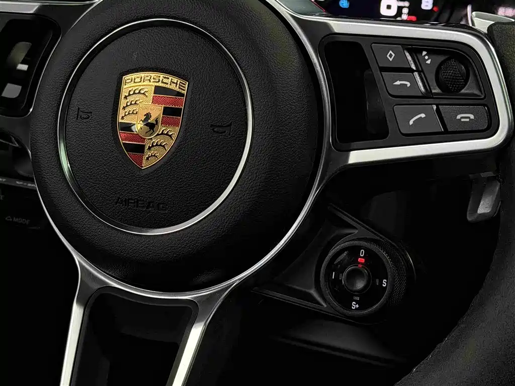 Porsche Cayenne 2021 — фото 12