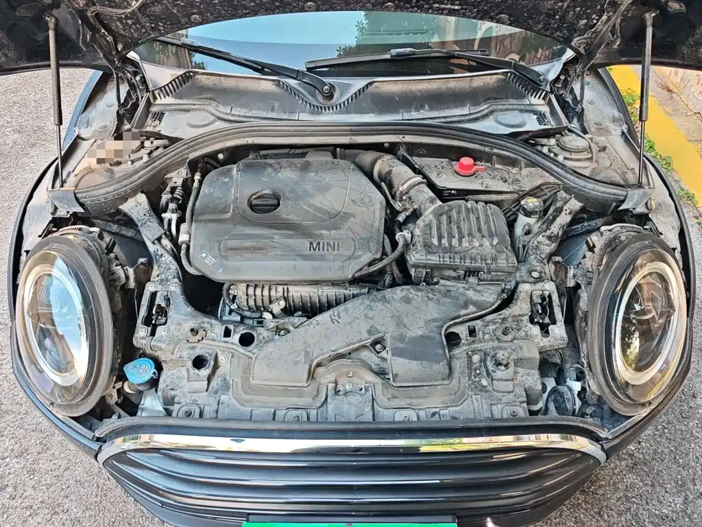 MINI Clubman 2021 — фото 16