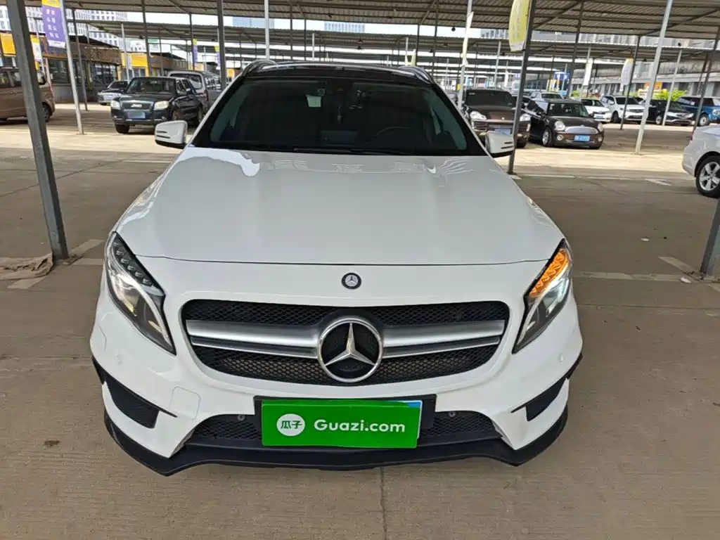 Mercedes-Benz GLA 2016