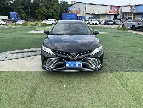 Toyota Camry 2019