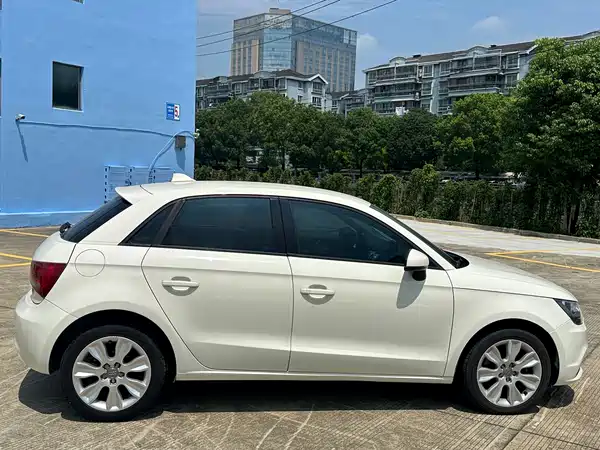 Audi A1 2012