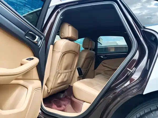 Porsche Macan 2020