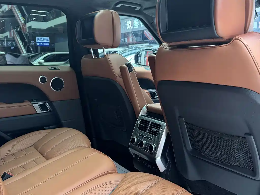 Land Rover Range Rover Sport 2017 — фото 10