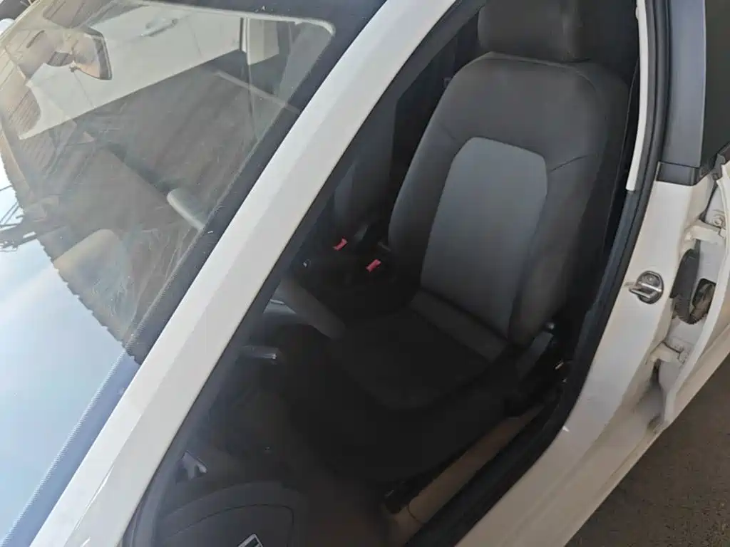 Volkswagen Jetta 2015 — фото 15