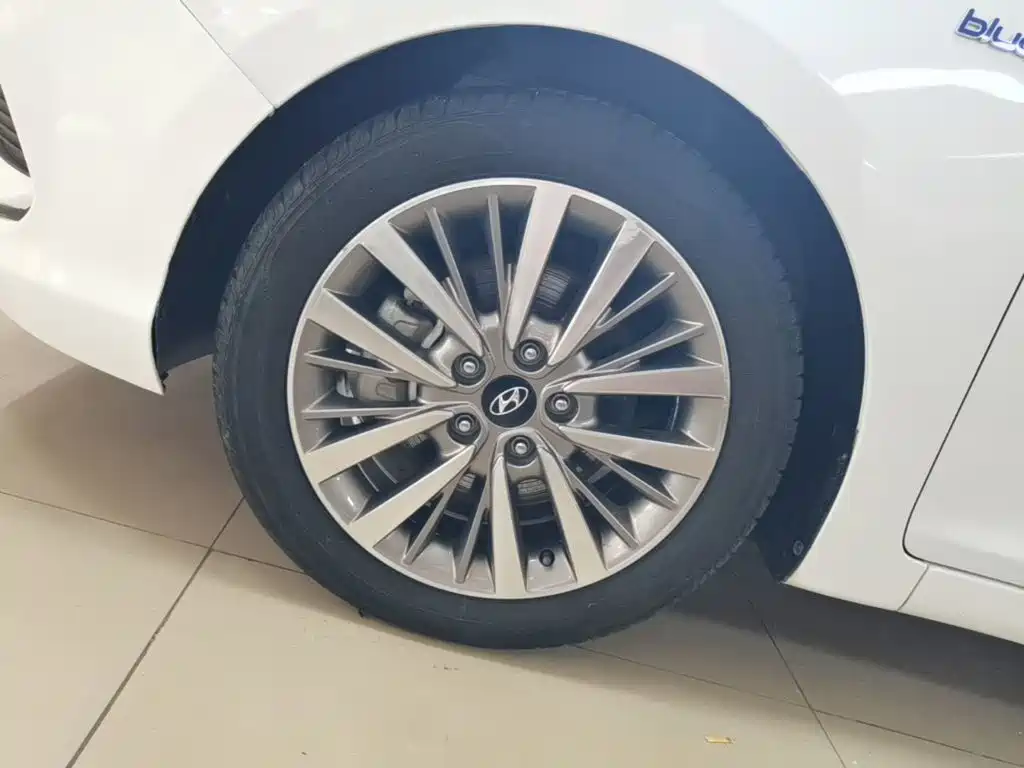Hyundai Mistra 2020 — фото 23