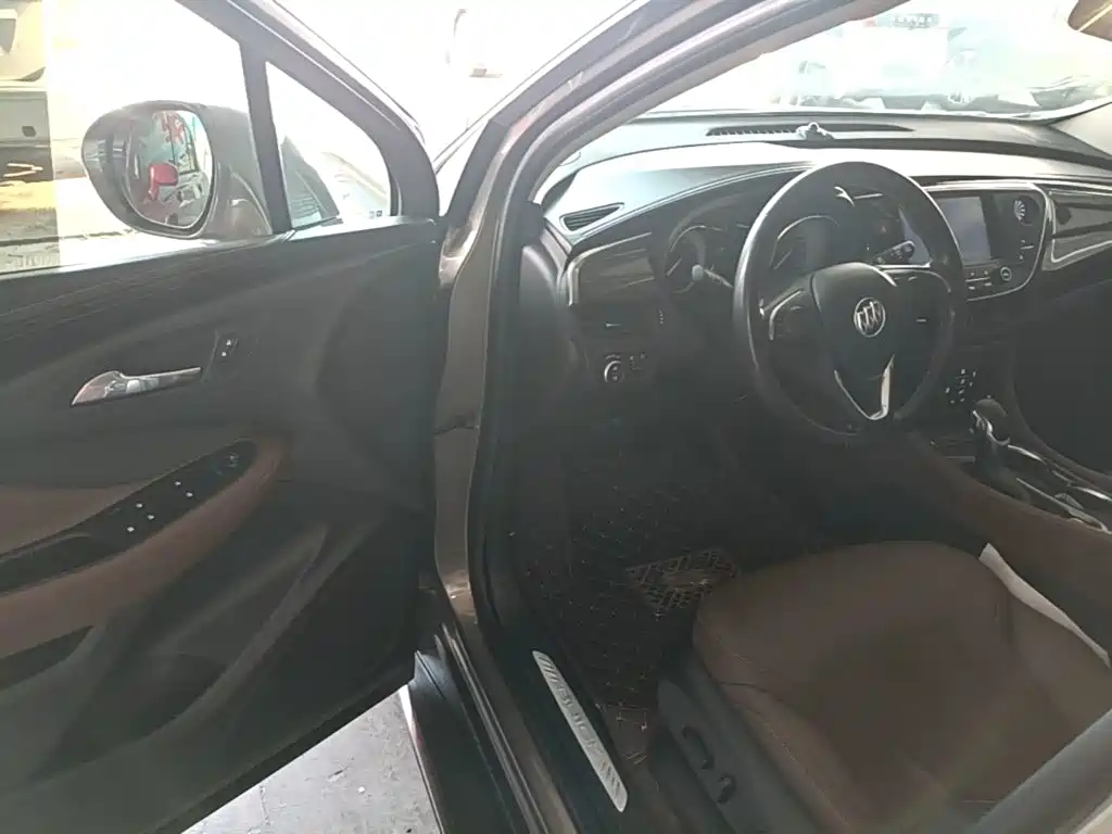 Buick Envision Plus 2017 — фото 16