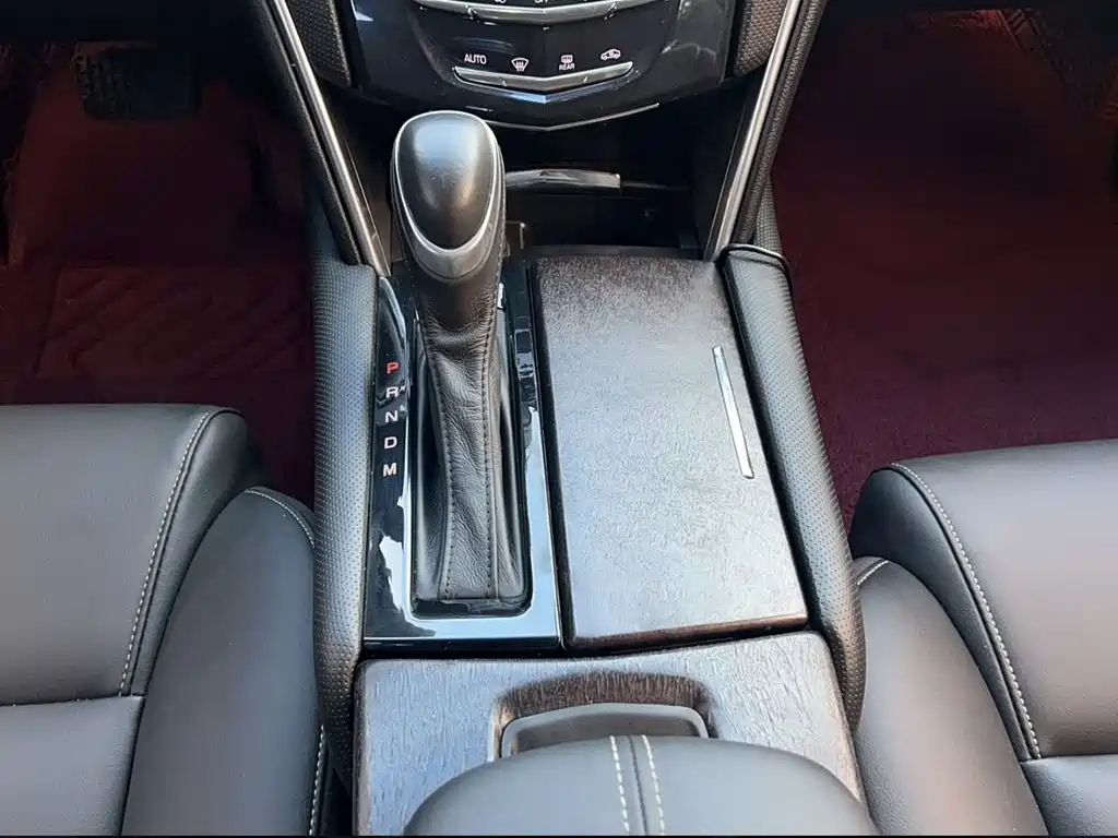 Cadillac XTS 2019 — фото 24