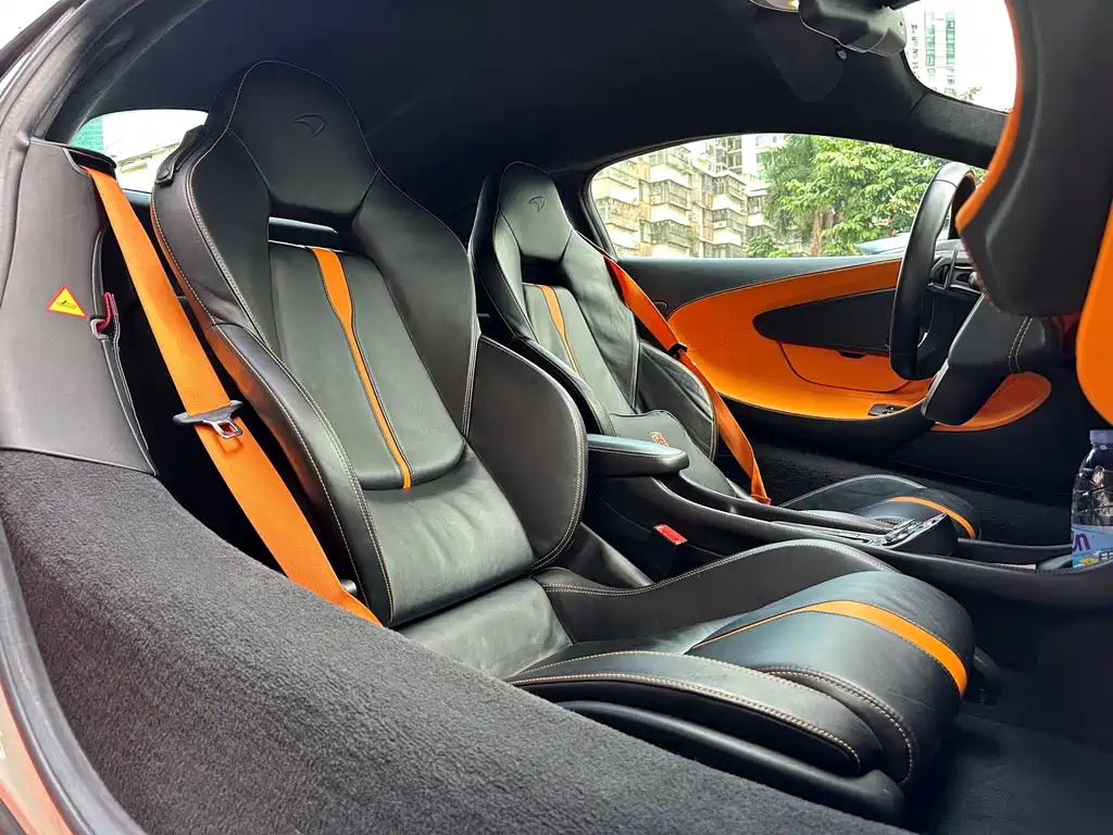 McLaren 570 2019 — фото 12