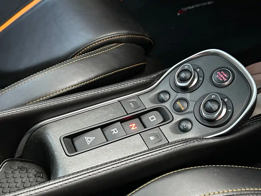 McLaren 570 2019 — фото 14