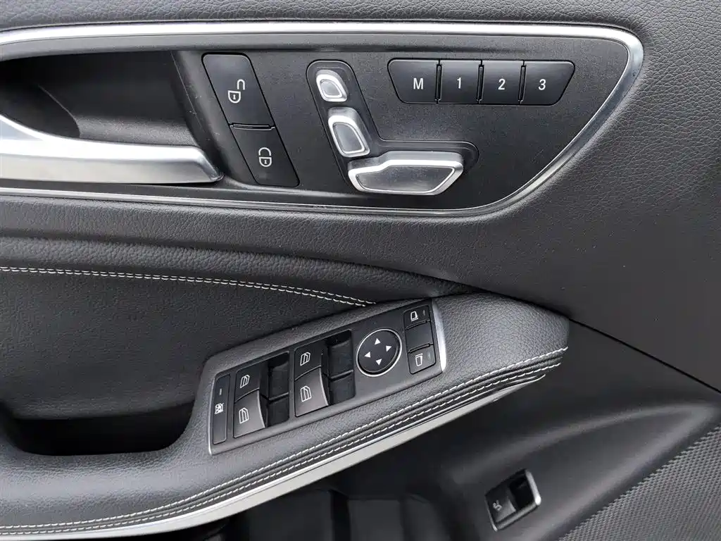 Mercedes-Benz GLA 2019 — фото 9