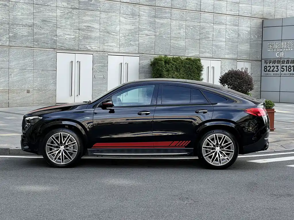 Mercedes-Benz GLE Coupe AMG 2025