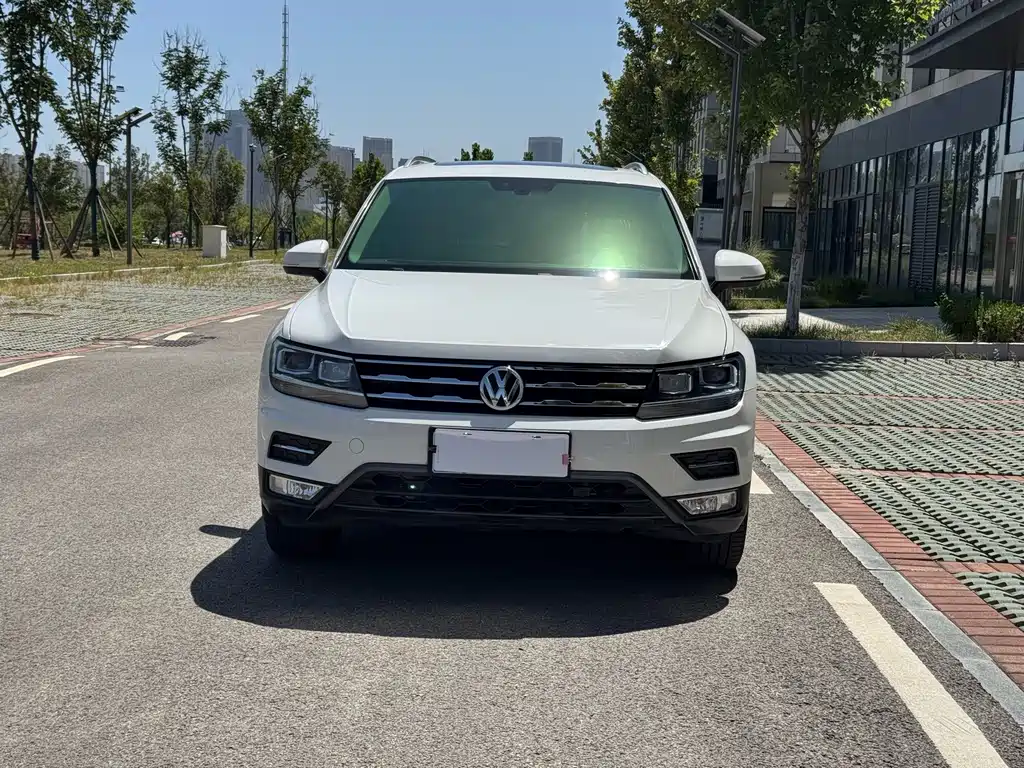 Volkswagen Tiguan L 2020