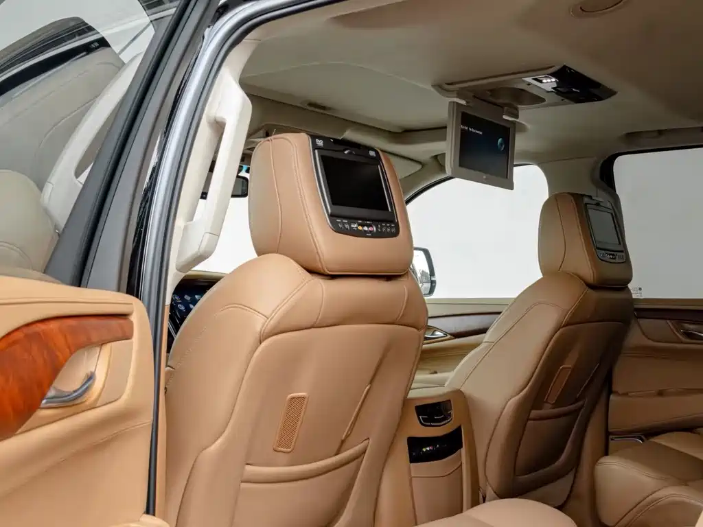 Cadillac Escalade 2017 — фото 4