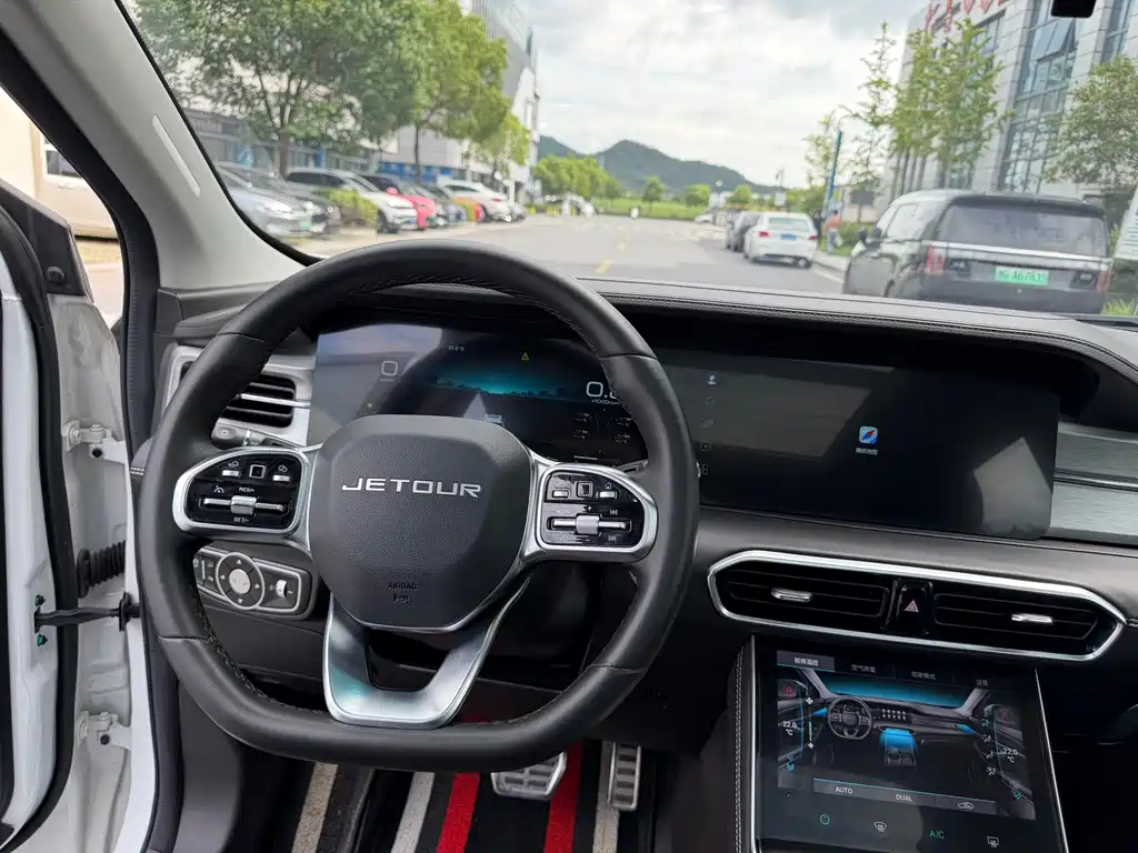 Jetour X90 PLUS 2023 — фото 10