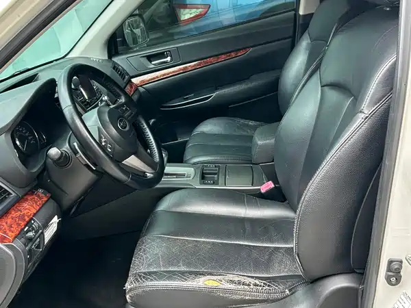 Subaru Outback 2010