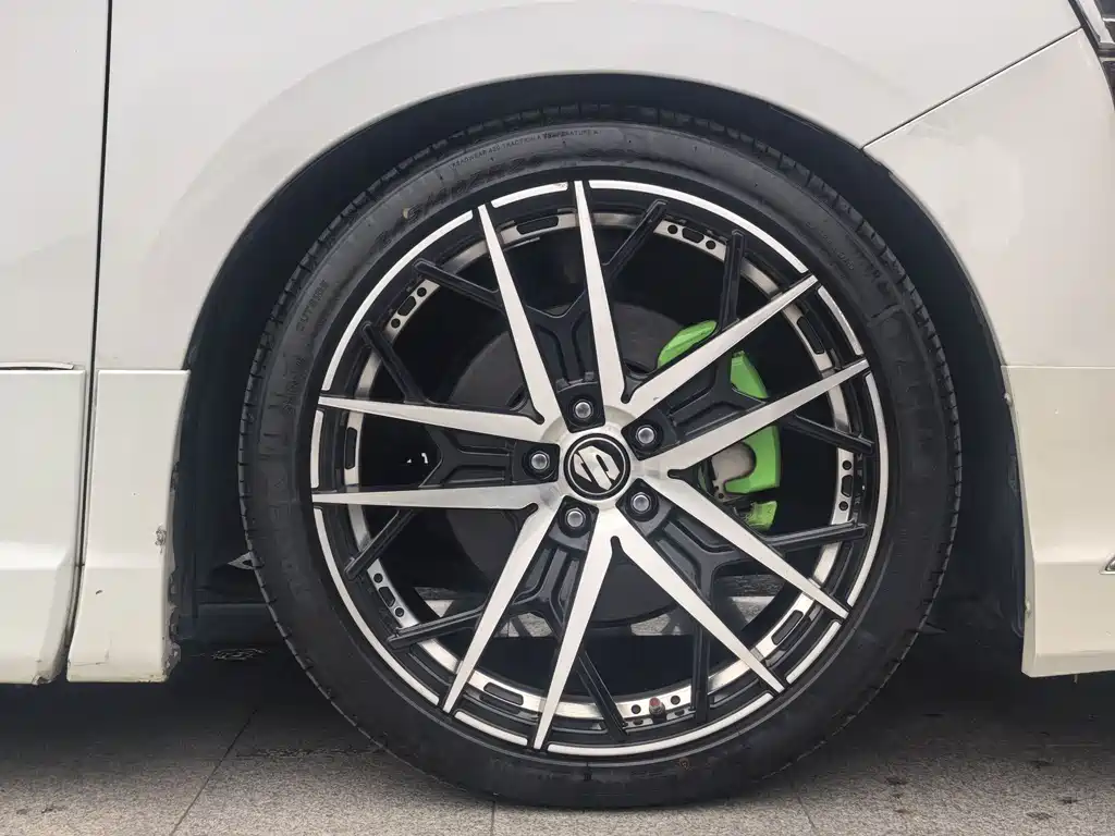 Toyota Vellfire 2020 — фото 15