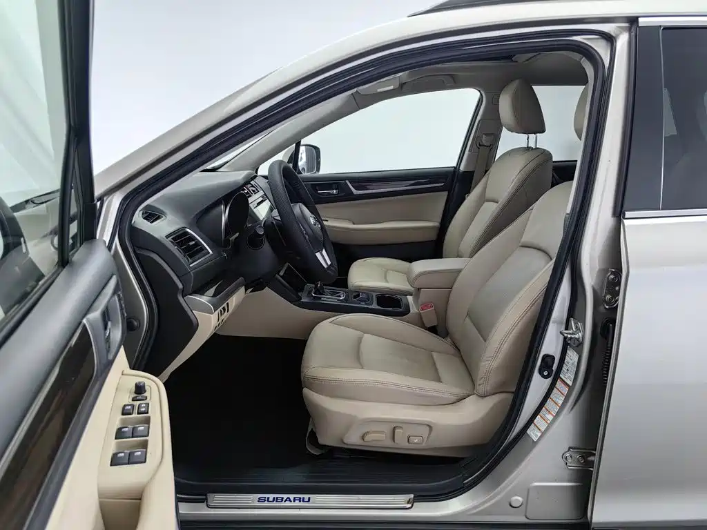 Subaru Outback 2015 — фото 10
