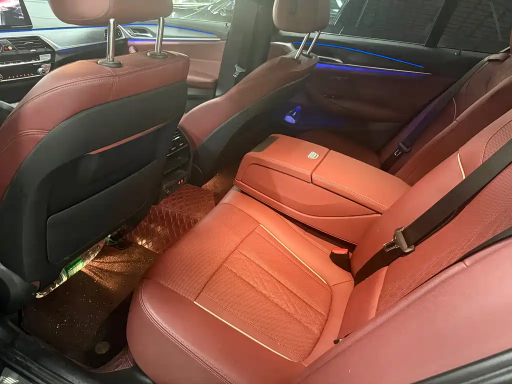 BMW 5 Series 2022