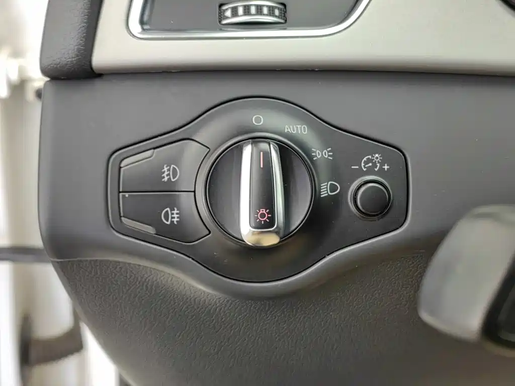 Audi A4L 2013 — фото 21