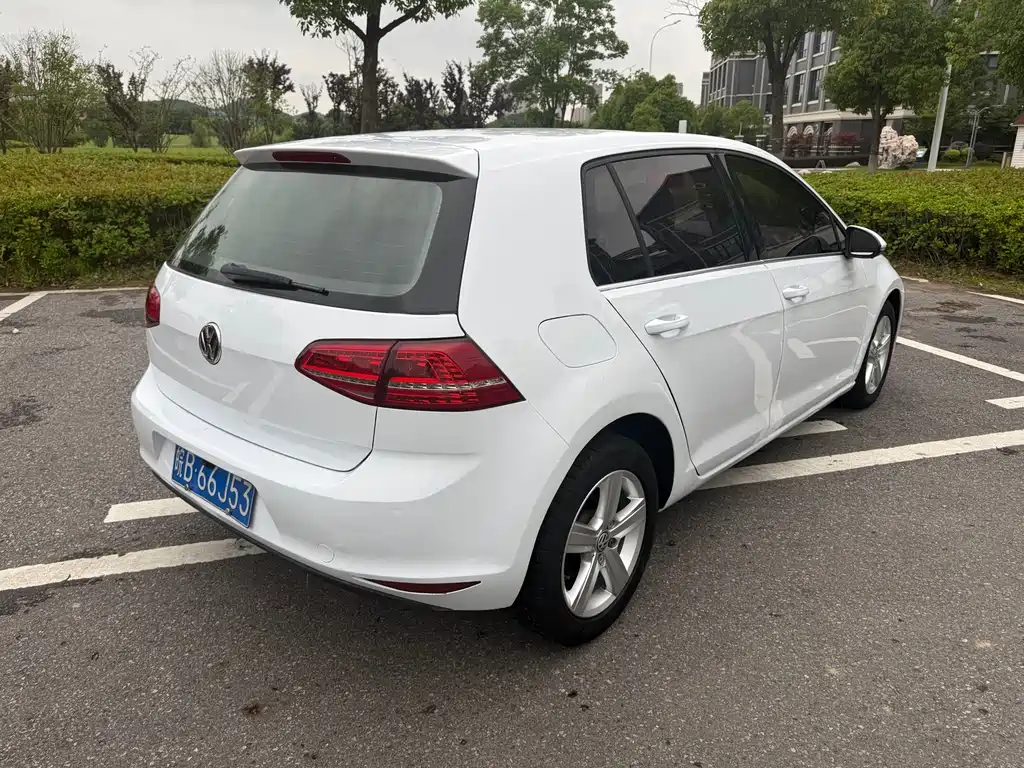 Volkswagen Golf 2015