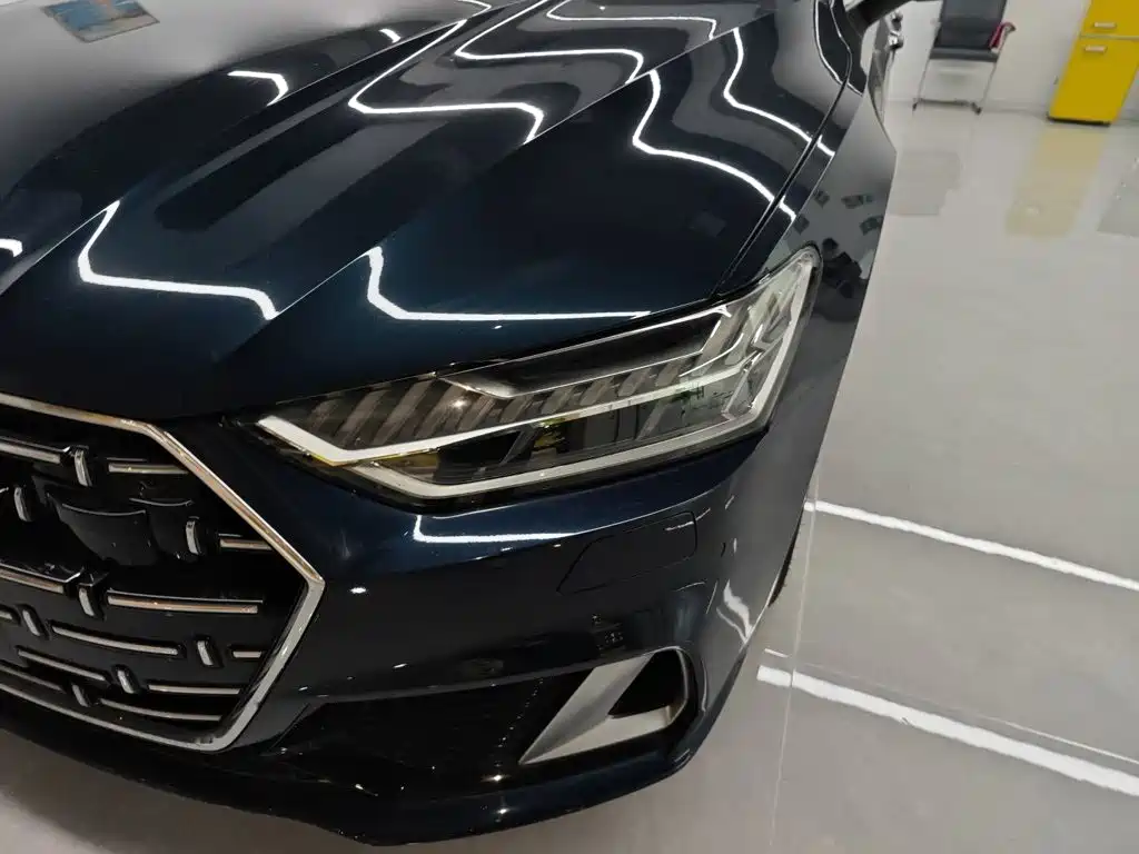 Audi A7L 2023 — фото 15