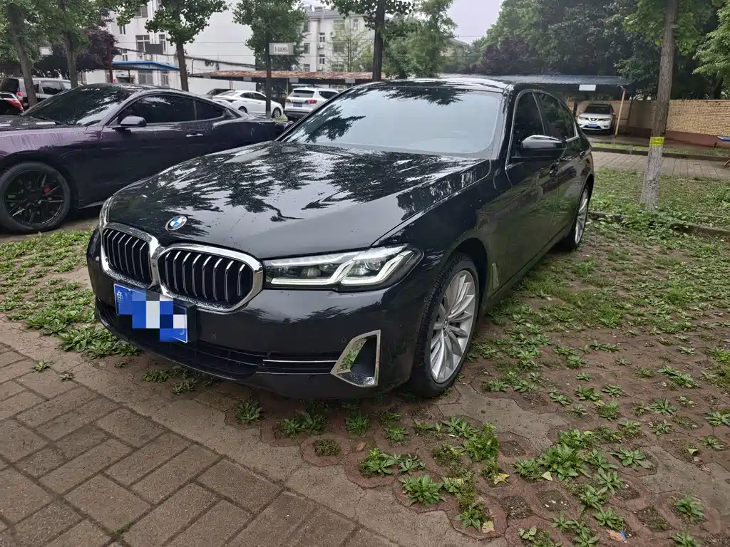 BMW 5 Series 2023