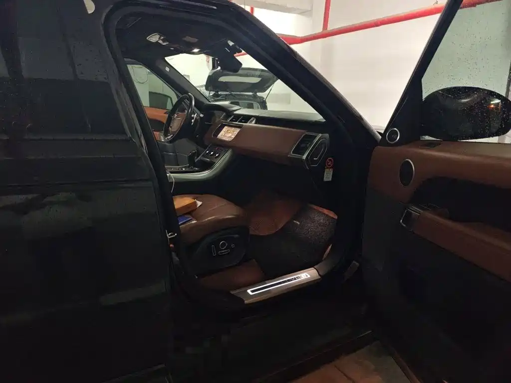 Land Rover Sport 2018 — фото 20
