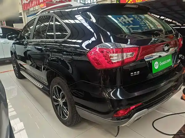 BYD S7 2015