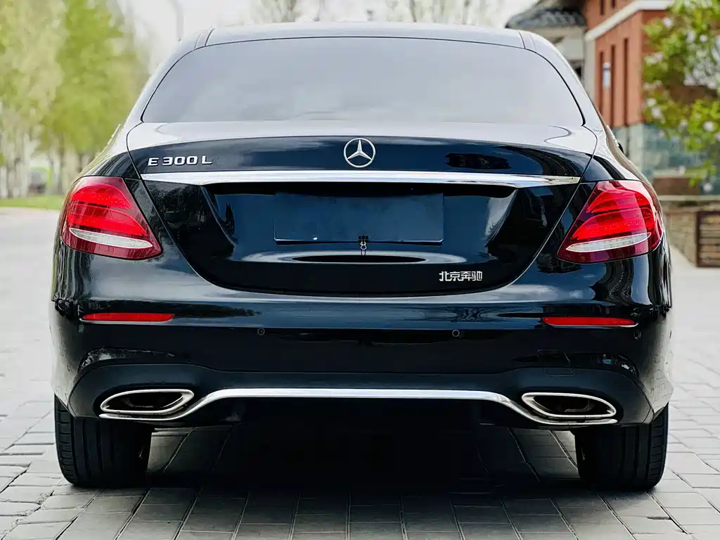 Mercedes-Benz E-Class 2017 — фото 8