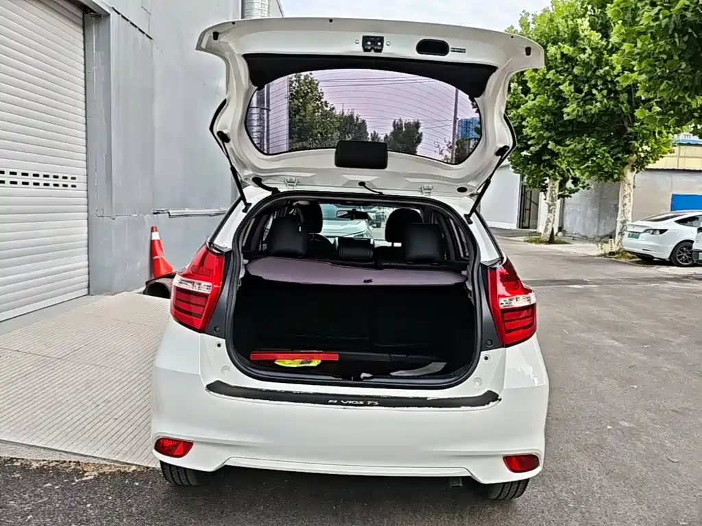 Toyota Vios FS 2020 — фото 19