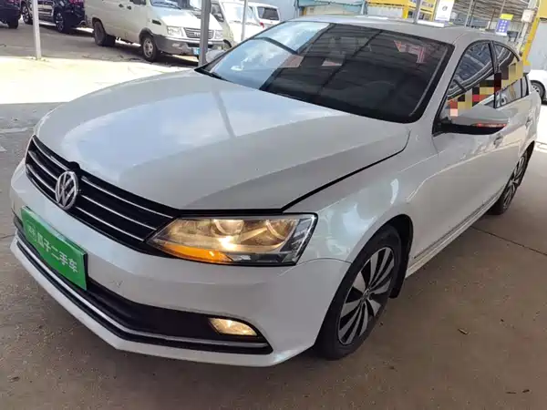 Volkswagen Sagitar 2018