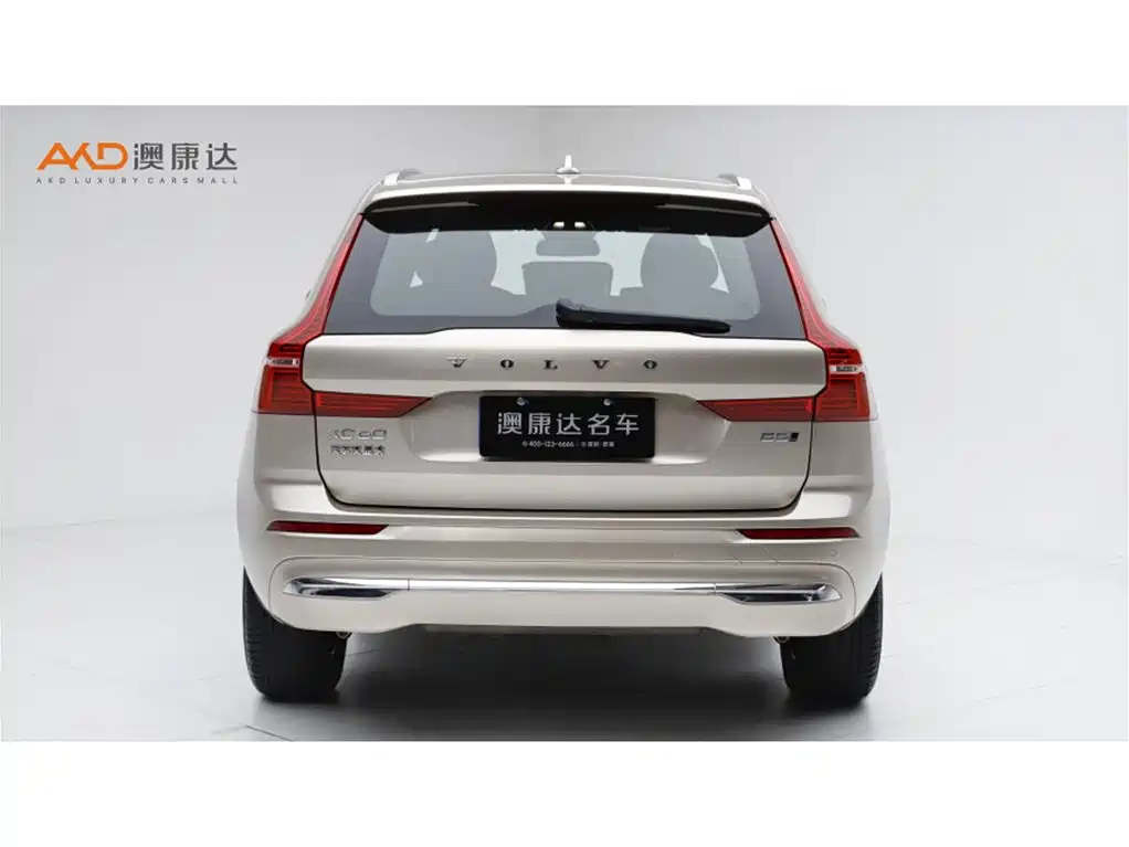 Volvo XC60 2025 — фото 4