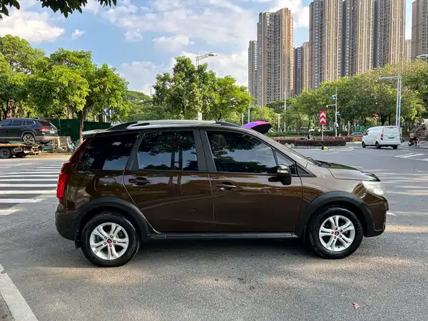 Dongfeng Jingyi X3 2015