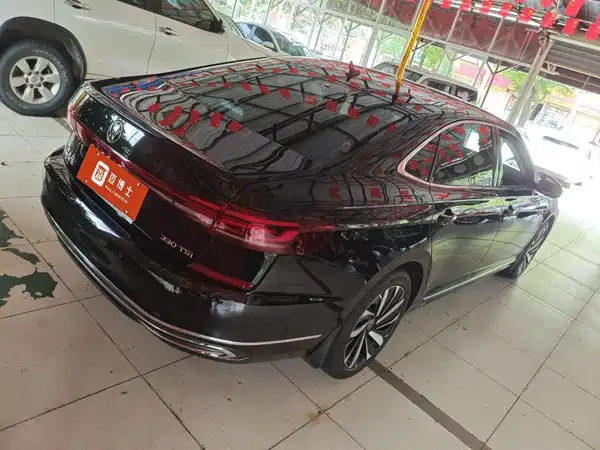 Volkswagen Passat 2024
