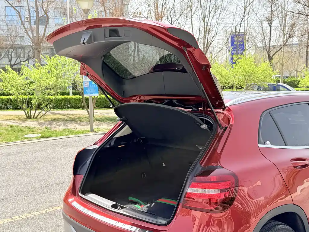 Mercedes-Benz GLA 2019 — фото 26