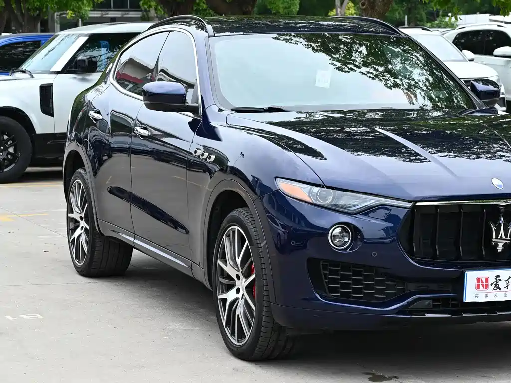 Maserati Levante 2017 — фото 9