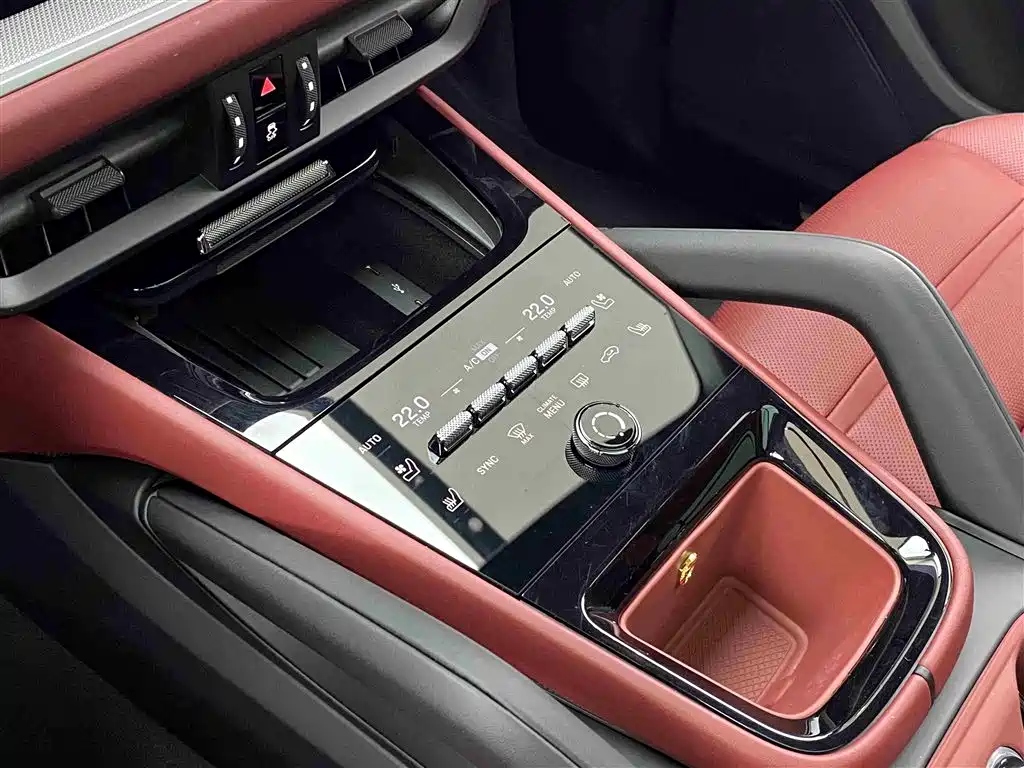 Porsche Cayenne 2025 — фото 11