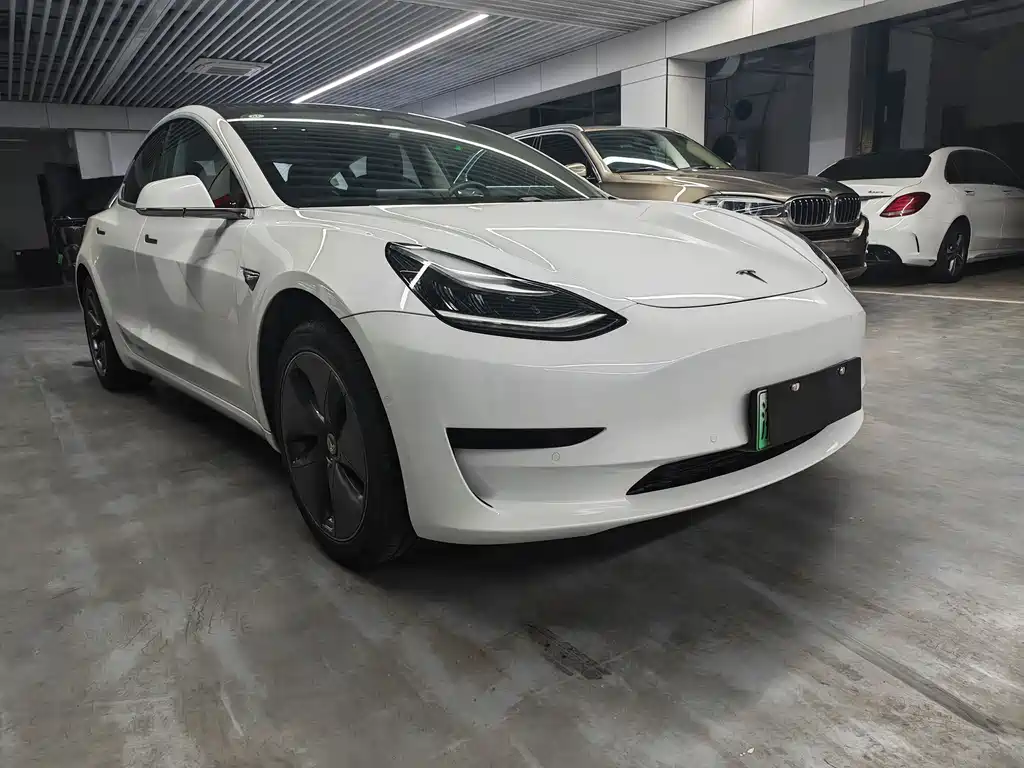 Tesla Model 3 2020 — фото 3