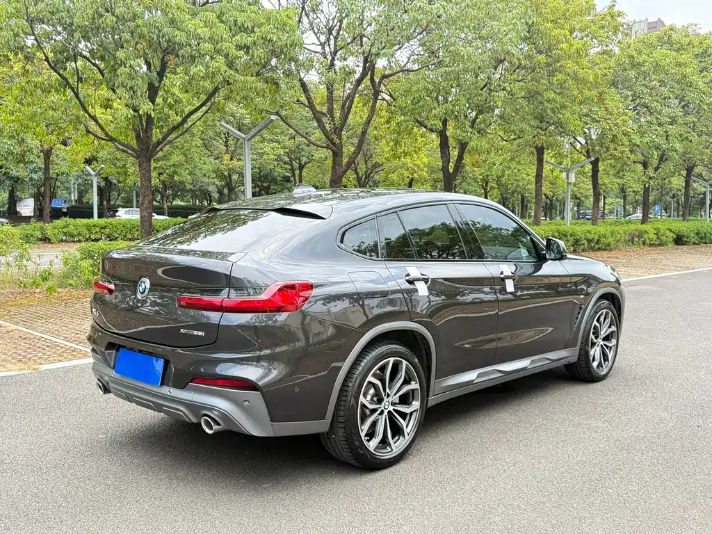 BMW X4 2020 — фото 10
