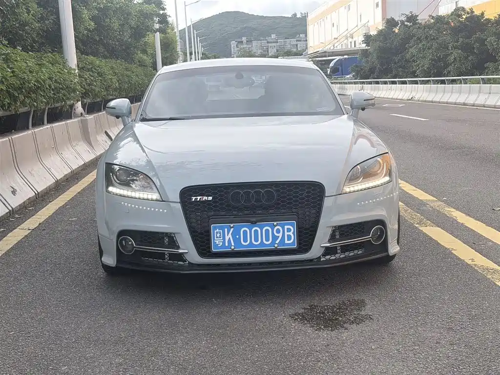 Audi TT 2011