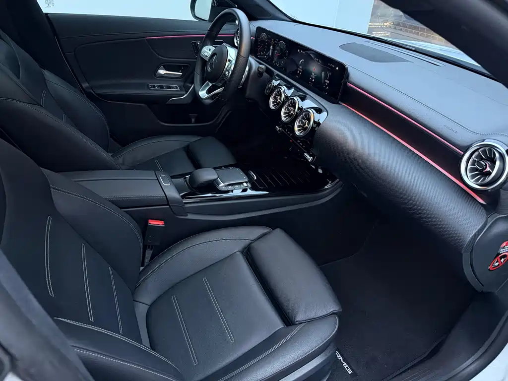 Mercedes-Benz CLA 2023 — фото 10